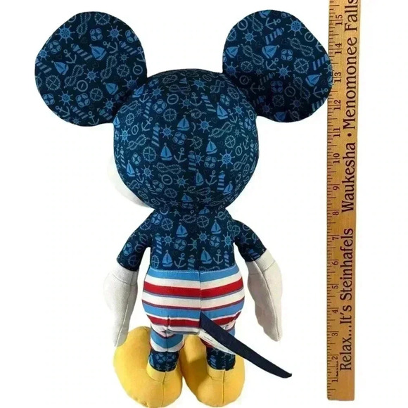 Disney Year of the Mouse August Plush Captain Mickey Limited Edition 2020 - Picture 6 of 9
